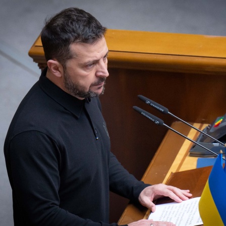  Wolodymyr Selenskyj, Präsident der Ukraine, spricht zu den Abgeordneten in der Werchowna Rada (16.10.2024).