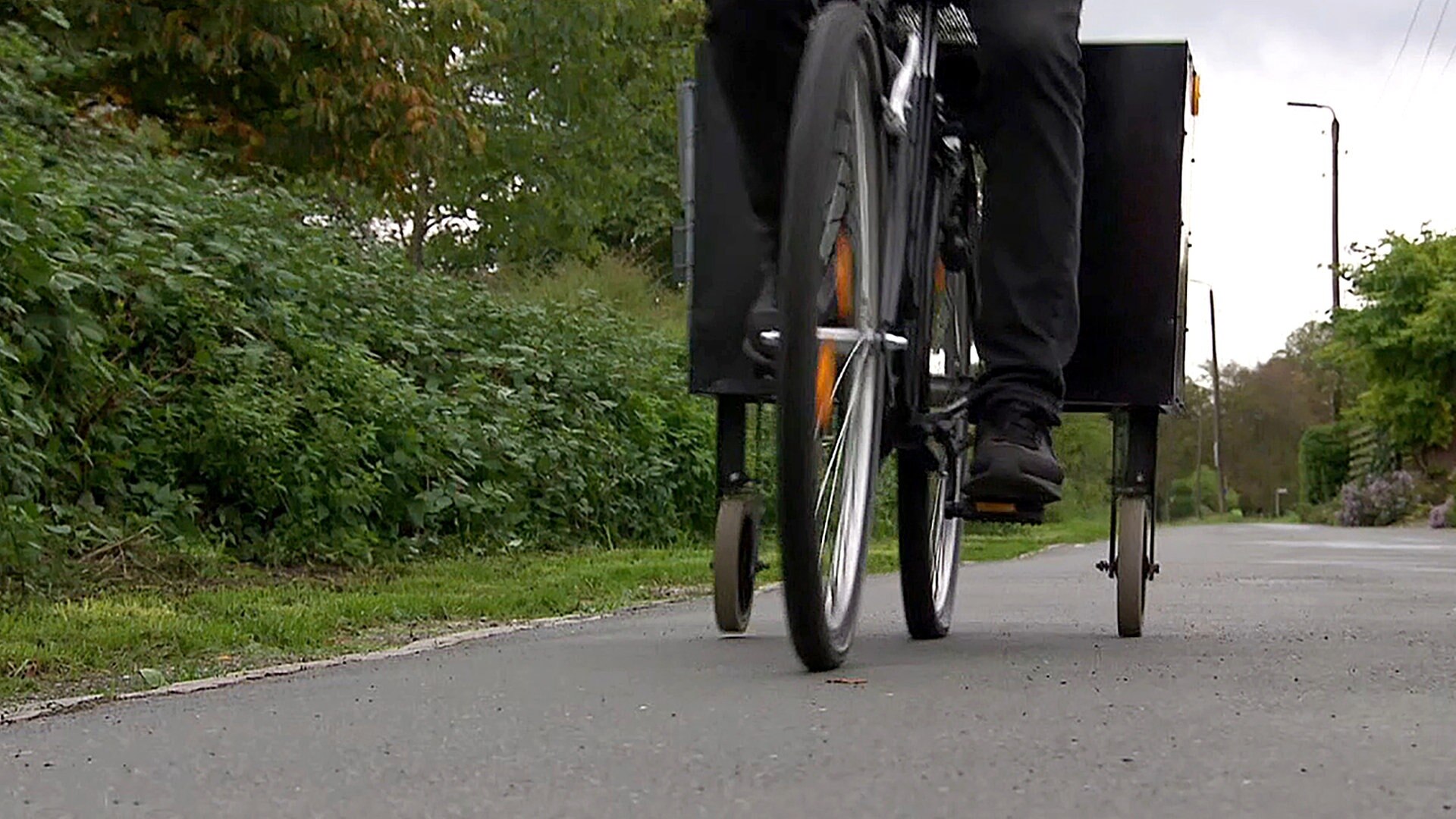 doku multiple sklerose frau mfährt mit fahrrad