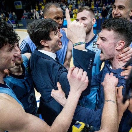 Jubel bei Alba Berlin mit Pedro Calles (Bild: IMAGO/camera4+/Tilo Wiedensohler)
