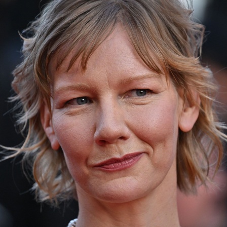 Sandra Hüller bei den 76. Filmfestspielen in Cannes (Bild: picture alliance/abaca/Reynaud Julien)