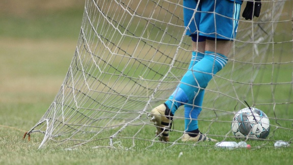 Sportschau - Bürgermeister Spielen Um Den Fußball-europameister