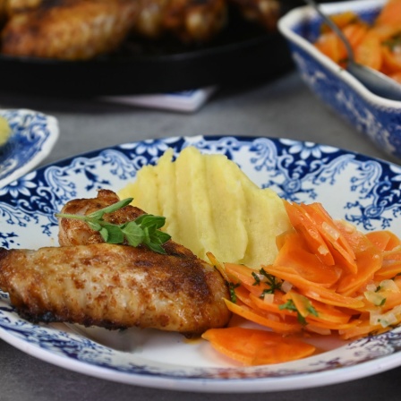 Gegrillte Chicken-Wings zu Vichy-Karotten