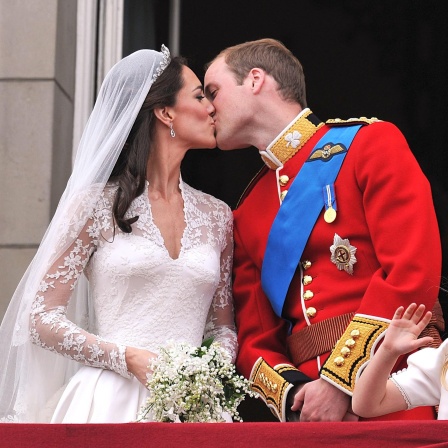 Prinz William und Ehefrau Kate auf dem Balkon vom Buckingham-Palace.