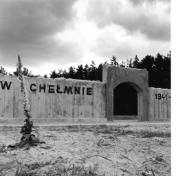 Vernichtungslager Chelmno (Kulmhof) - Denkmal für die jüdischen Opfer - Foto aus dem Projekt "Memorials Archive".