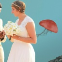 Protagonistin Romy bei ihrer Hochzeit.