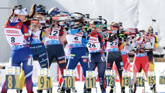 Sportschau Wintersport - Massenstart Der Frauen In Lenzerheide - Zusammenfassung