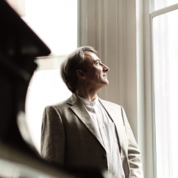 Jean-Efflam Bavouzet