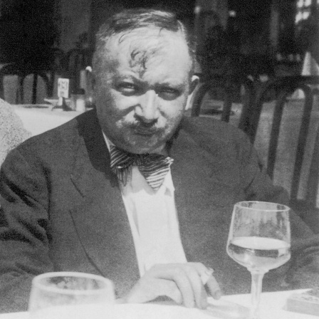 Porträt des österreichische Schriftstellers Joseph Roth in Ostende, Belgien, 1936