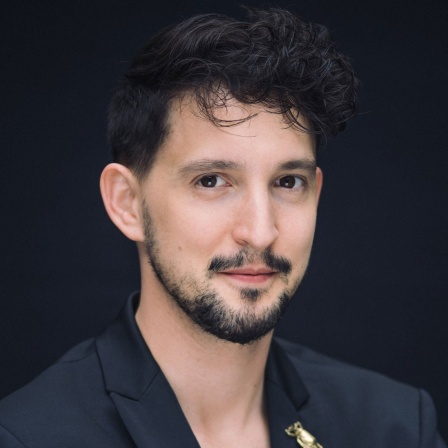 Nikolaus Habjan, Regisseur, Puppendesign, Puppenspieler und Kunstpfeifer