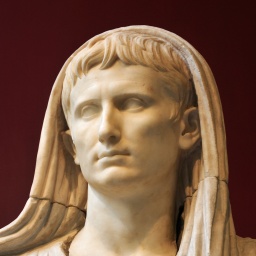 Statue des Augustus im Römischen Nationalmuseum: Stammen wir alle von Augustus ab?