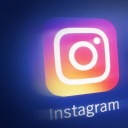 Das Logo von Instagram auf einem Screen.