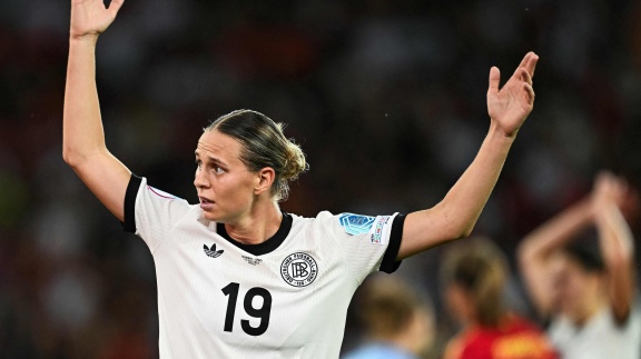 Coverbild Deutschland / Giulia Gwinn