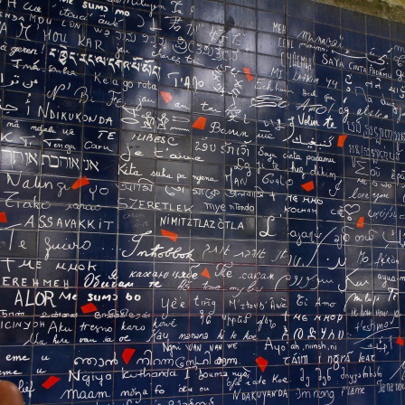 Le mur des je t’aime ist eine künstlerisch gestaltete Mauer am Montmartre in Paris. Der Ausdruck &#034;Ich liebe Dich&#034; ist hier in über 300 Varianten und 250 Sprachen der Welt zu finden. Doch welche ist eigentlich die schwierigste Sprache der Welt?