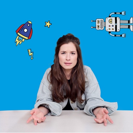 Die Host des Podcasts "Fakt ab! Eine Woche Wissenschaft": Julia Nestlen