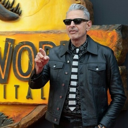 Der US-amerikanische Schauspieler Jeff Goldblum kommt zur Premiere des Films Jurassic World - Ein neues Zeitalter in den Kölner Cinedom.