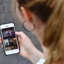 Smartphone die App vom Streaming-Anbieter Netflix