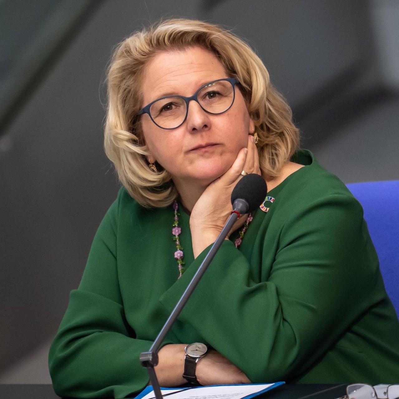 BR24 Thema des Tages · Interview der Woche mit Entwicklungsministerin ...