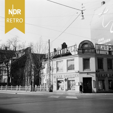 Smørrebrød-Restaurant Oskar Davidsen in Kopenhagen, 1950er Jahre.