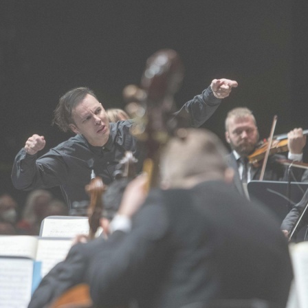 Highlights 2021: Salzburger Festspiele - Der Dirigent Teodor Currentzis polarisiert