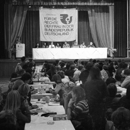 Internationaler Frauenkongress 1975 in Köln (Bild: imago/Klaus Rose)
