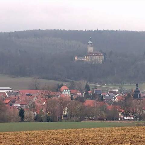 Tonndorf mit Schloss