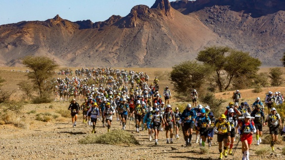 Sportschau - Wüstenmarathon - In Sieben Tagen Durch Die Sahara