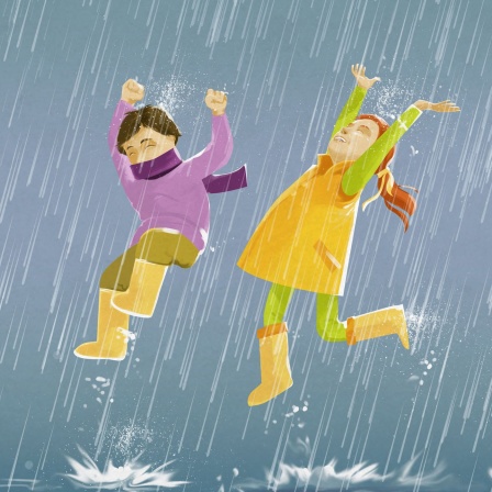 Zeichnung: Vierlinge springen gemeinsam fröhlich in Pfützen, während es regnet.
