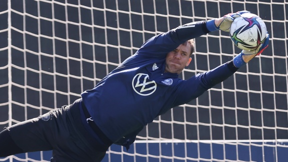 Sportschau - 'weltmeistertitel': Dfb-kapitän Manuel Neuer Definiert Klares Ziel