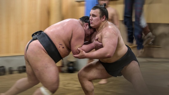 Sportschau - Wie Ein Bulliger Ukrainer Japans Sumo-szene Aufmischt