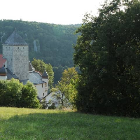 Blick auf die Burg Prunn im Altmühltal | Bild: BR/Alexander Krauß