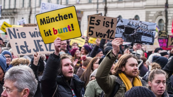 Hart Aber Fair - Wut, Proteste, Neue Parteien: Wer Hält Unser Land Noch Zusammen.