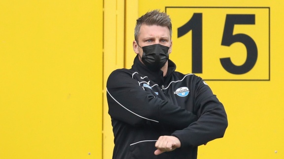 Sportschau - Paderborns Trainer Kwasniok über Das Coachen Mit Maske