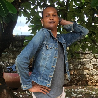 Ich, Darling - Doku über eine Transfrau und queeres Empowerment in Kenia