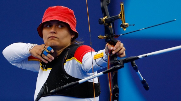 Sportschau Paralympics 2024 - Para-bogenschießen: Aus Für Flora Kliem Im Viertelfinale