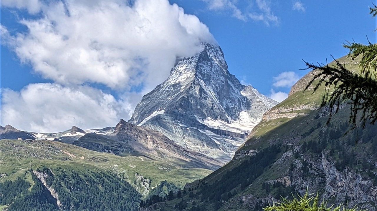 Matterhorn zwischen Mythos und Kommerz · Klassische Alpengipfel
