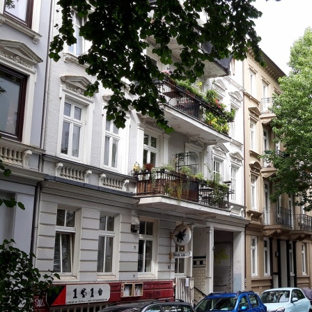 Altbau-Fassaden in Hamburg-Eimsbüttel.