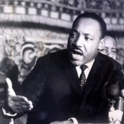 Bürgerrechtler Martin Luther King (1929-1968) bei der Verleihung des Friedensnobelpreises 1964.