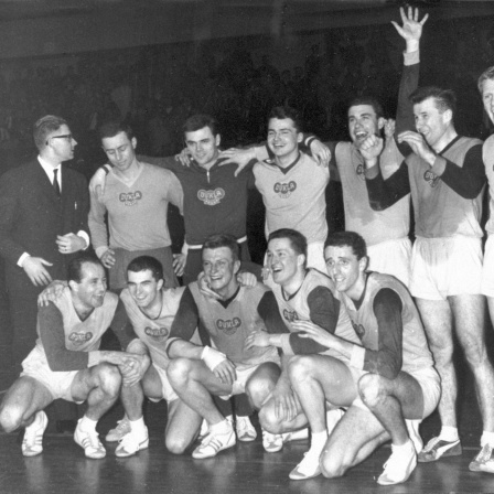 Die Mannschaft von Dukla Prag im Jahr 1963