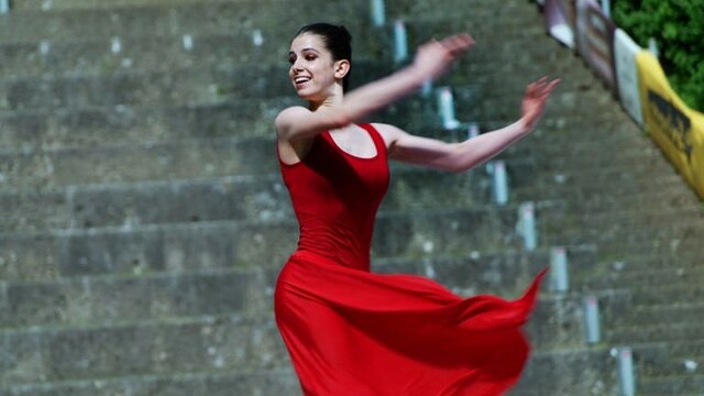 Die junge Mainzerin Julianna Correia Dreyssig gilt als eine der besten Balletttänzerinnen der Welt.