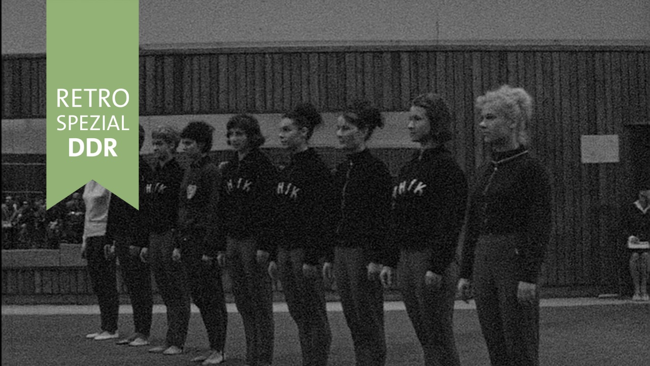 Vorbereitungswettkampf in der rhythmischen Sportgymnastik auf die Weltmeisterschaft 1965