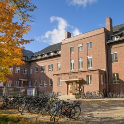 Evangelisches Gymnasium zum Grauen Kloster, Berlin-Wilmersdorf; © picture alliance/Schoening