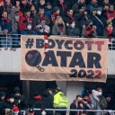 Plakat gegen die FIFA-WM 2022 in Katar: Boycott Qatar 2022