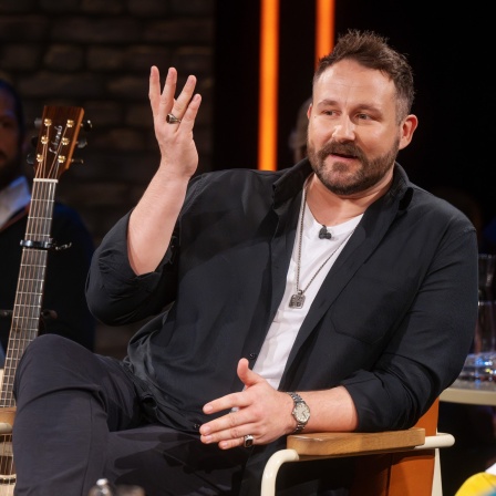 Sänger Florian Künstler bei 3nach9
