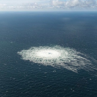 Das Nord Stream 2-Gasleck aus der Luft fotografiert.