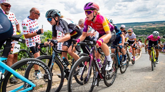 Mittagsmagazin - Halbzeit Bei Der Tour De France Femmes