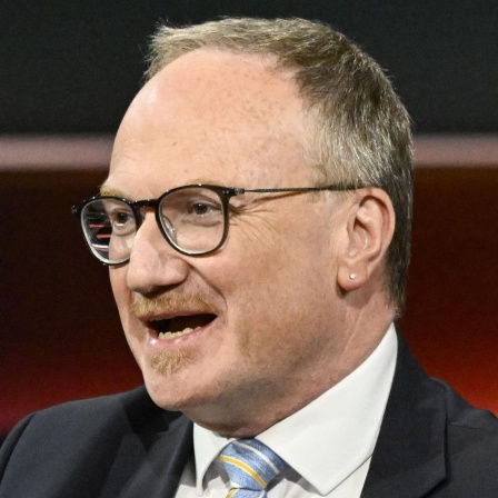 Ökonom Lars Feld: "Steuersenkungen statt Superabschreibungen"