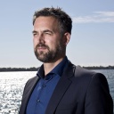 Portrait von Anders Levermann am Ufer des Ontario-Sees
