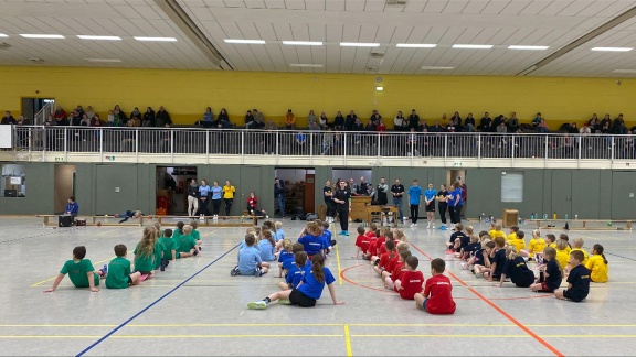 Sportschau - Hc Treia/jübek Und Die Handball-grundschulliga