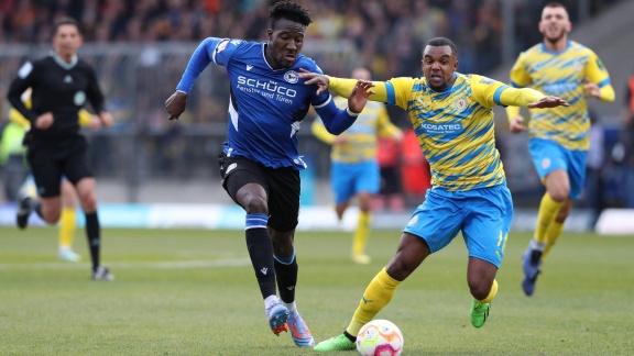 Sportschau Bundesliga - Braunschweig Mit Irrem Comeback Gegen Bielefeld