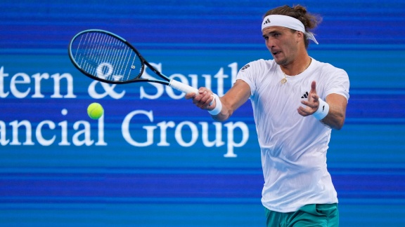 Sportschau - Zverev-duell Wegen Unwetter Unterbrochen